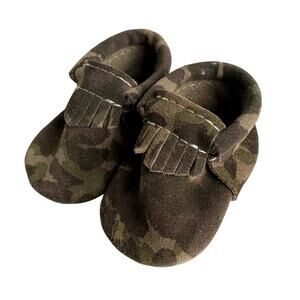 Freshly Picked Classic Moccasin Baby Shoe Fringed Camouflage 1
